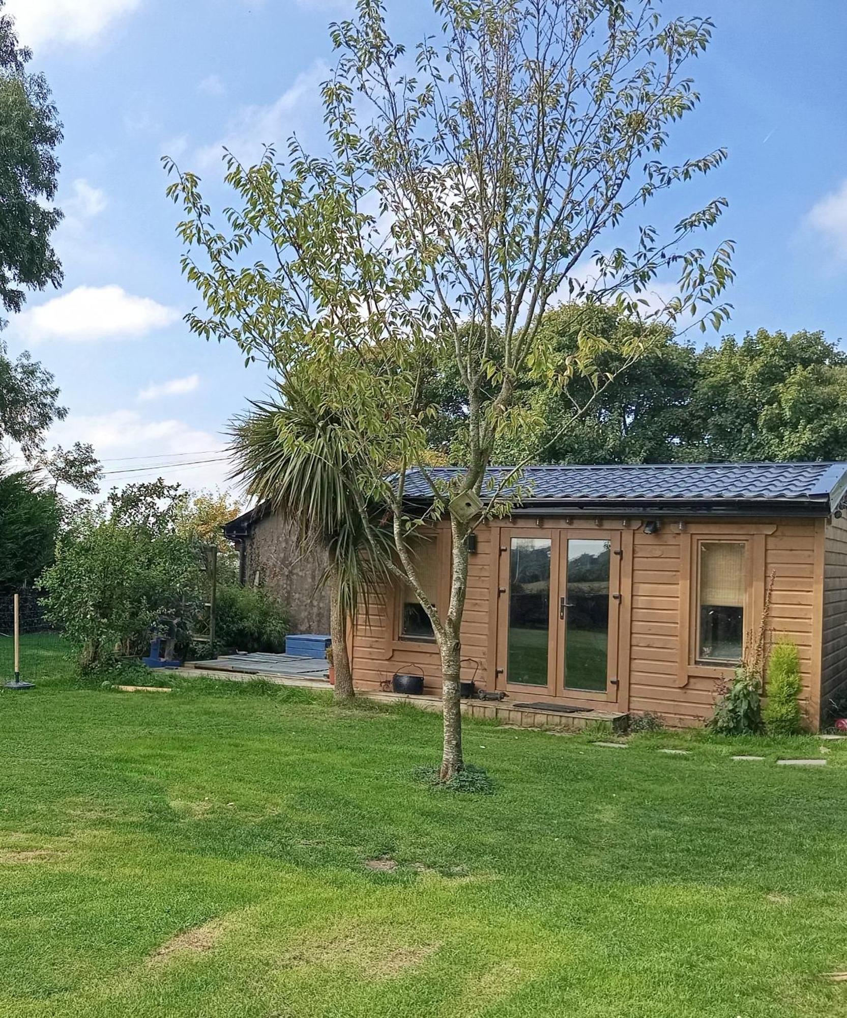 Adventure Retreat 'the Cabanne' No Shower Dublin